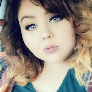 Meet your Posher, Savanah